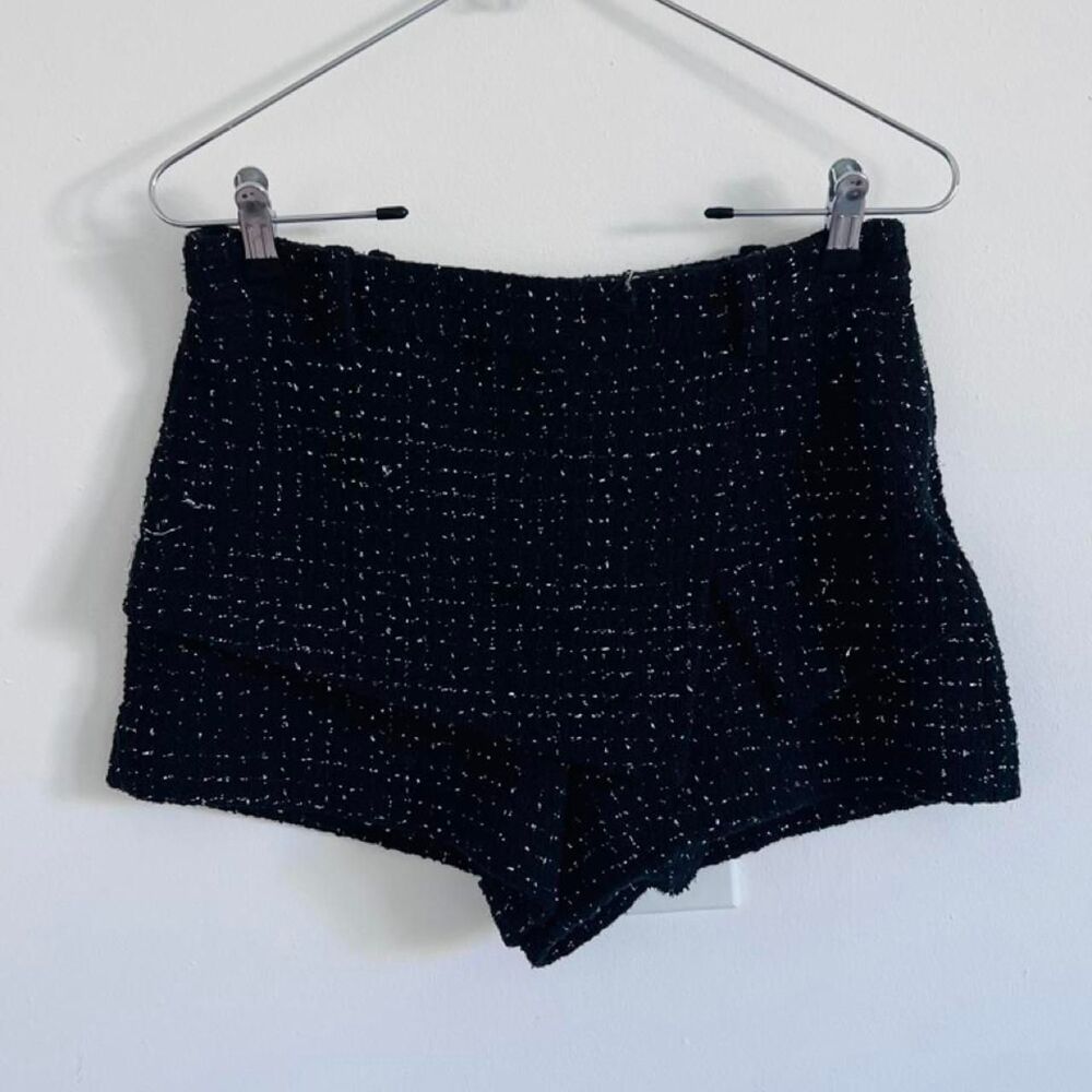 Zara Women's Black Shorts